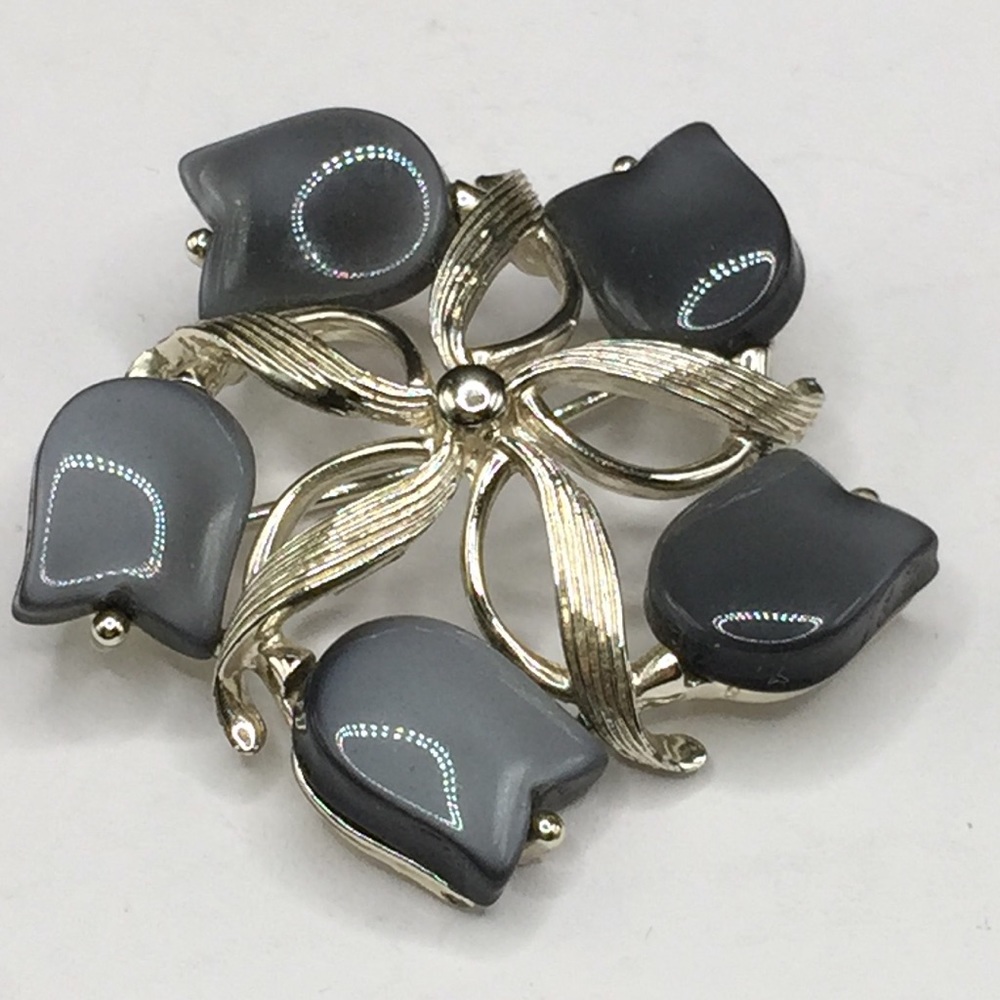 Vintage STAR gray thermoset flower brooch